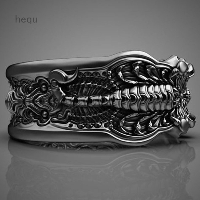 Nhẫn hợp kim hình bò cạp độc đáo