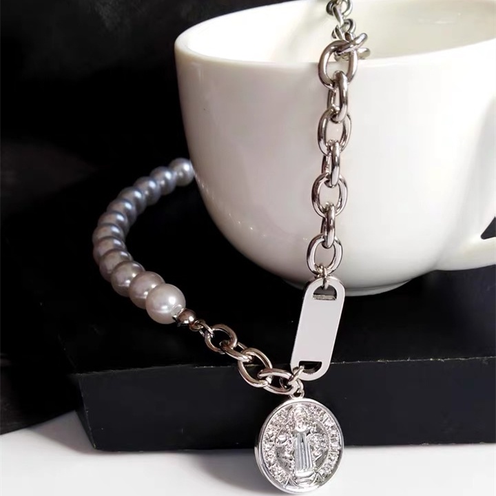 Vòng Cổ Choker Đính Ngọc Trai Phong Cách Hiphop Cá Tính