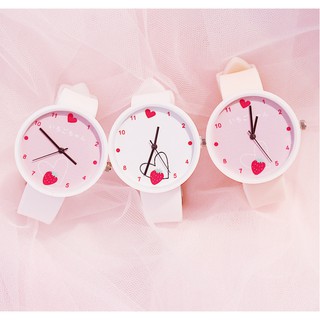 (ko lắc) Đồng hồ thời trang nữ Candycat C8 dây cao su DÂU TÂY (Đường kính mặt: 36 mm)