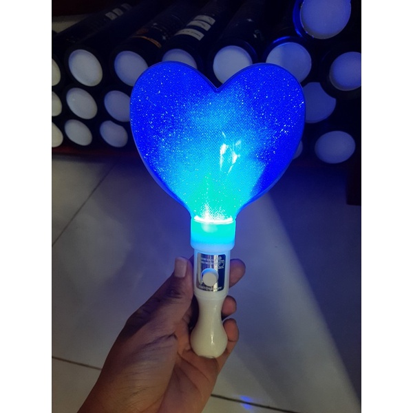 Đèn led trái tim, đèn led cầm tay, đèn led cổ vũ, đèn led nhựa 26cm