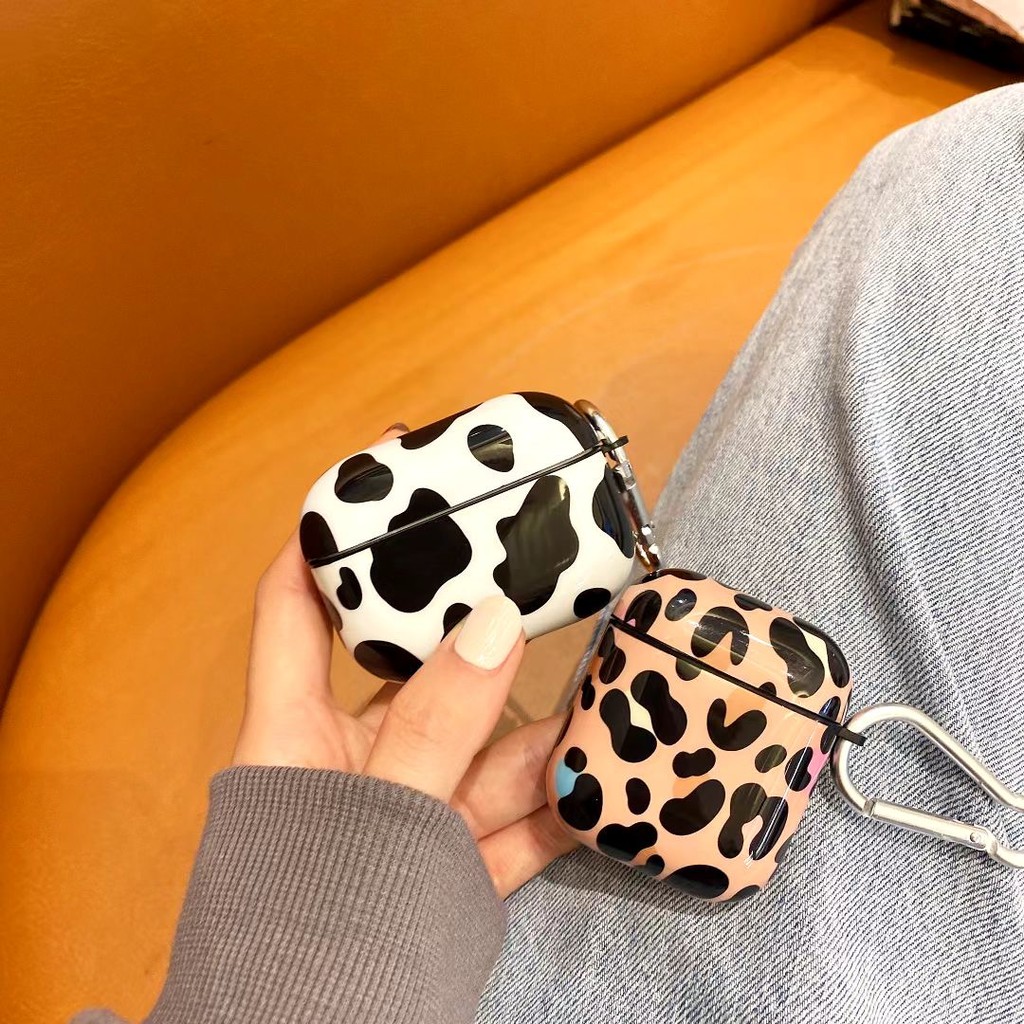 Vỏ Bảo Vệ Hộp Đựng Tai Nghe Airpods Họa Tiết Da Bò Sữa Kiểu Âu Mỹ Ốp | BigBuy360 - bigbuy360.vn