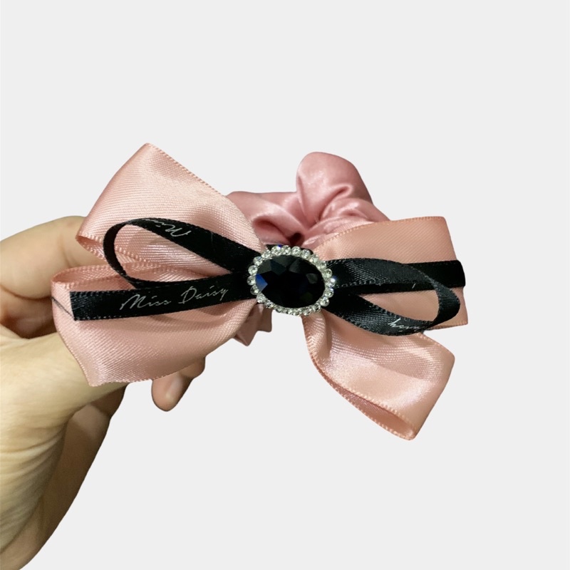 Cột tóc nơ đính đá đi kèm váy phụ kiện siêu xinh TRIPBLE T DRESS