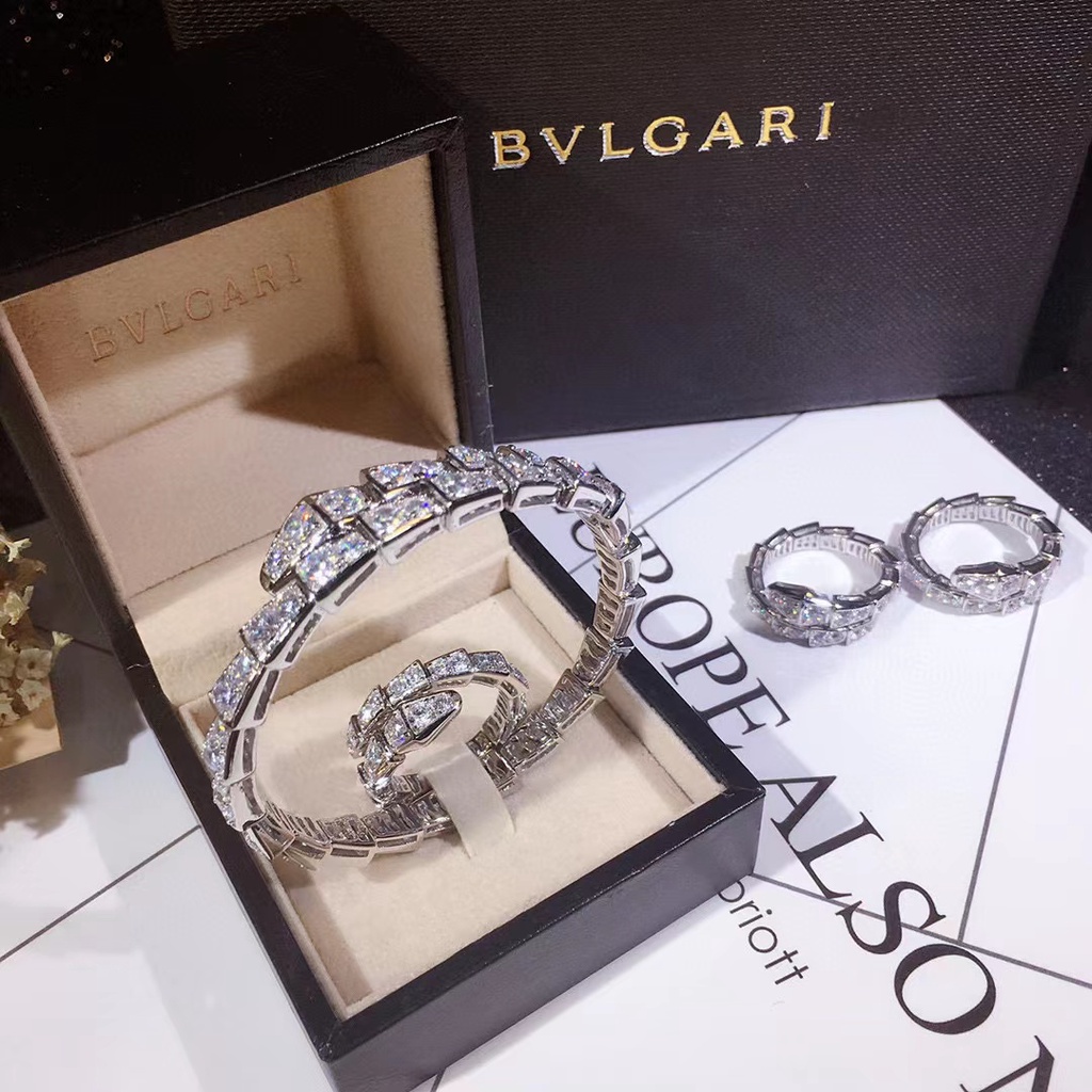 Vòng Tay Đính Đá Kim Cương Toàn Bộ Dành Cho Cặp Đôi