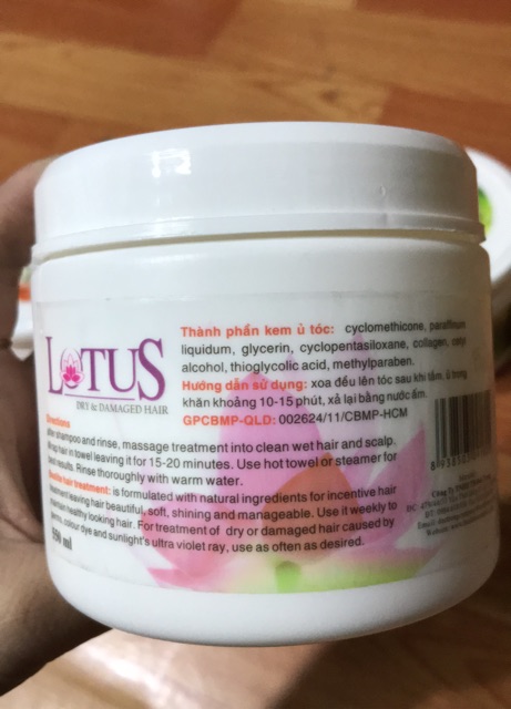 Kem ủ tóc hoa sen Lotus 550ml