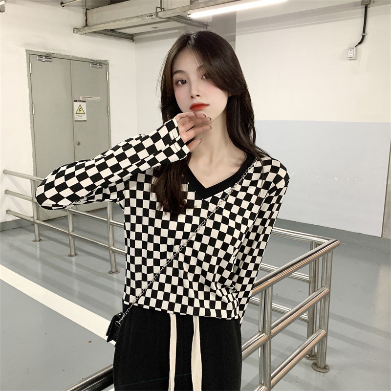 Áo thun tay dài cổ chữ V họa tiết sọc caro thời trang cho nữ