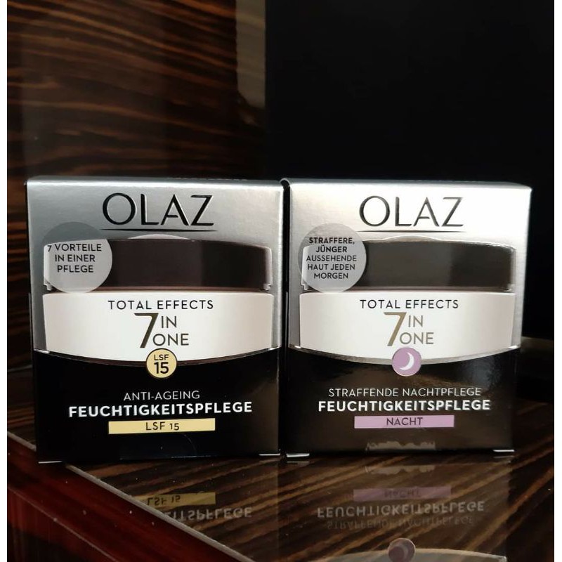 Kem Dưỡng Da Olaz Total Effects 7 in 1 Chống Lão Hóa Ngày và Đêm