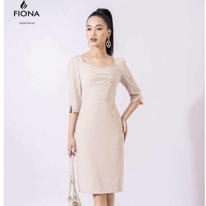 Đầm Ôm Cổ Tim FIONA, Đầm Thiết Kế Tay Xẻ Lỡ Cổ Điển Mã F450754