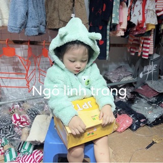 Áo lông cừu có mũ cho bé