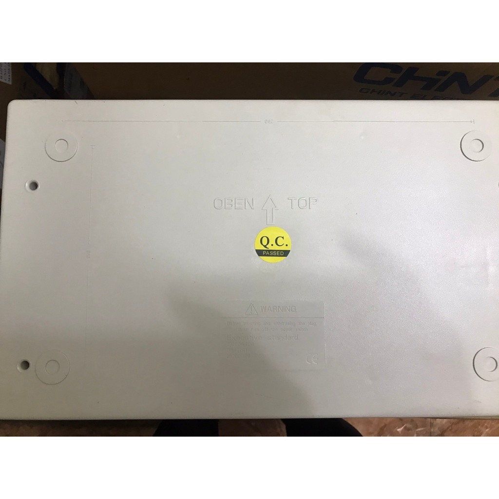 [SUNTREE] Vỏ tủ điện chống bụi, chống bẩn, chống nước 18 MCB SOLAR