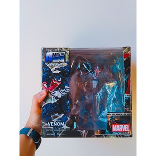 Mô hình Venom Revoltech