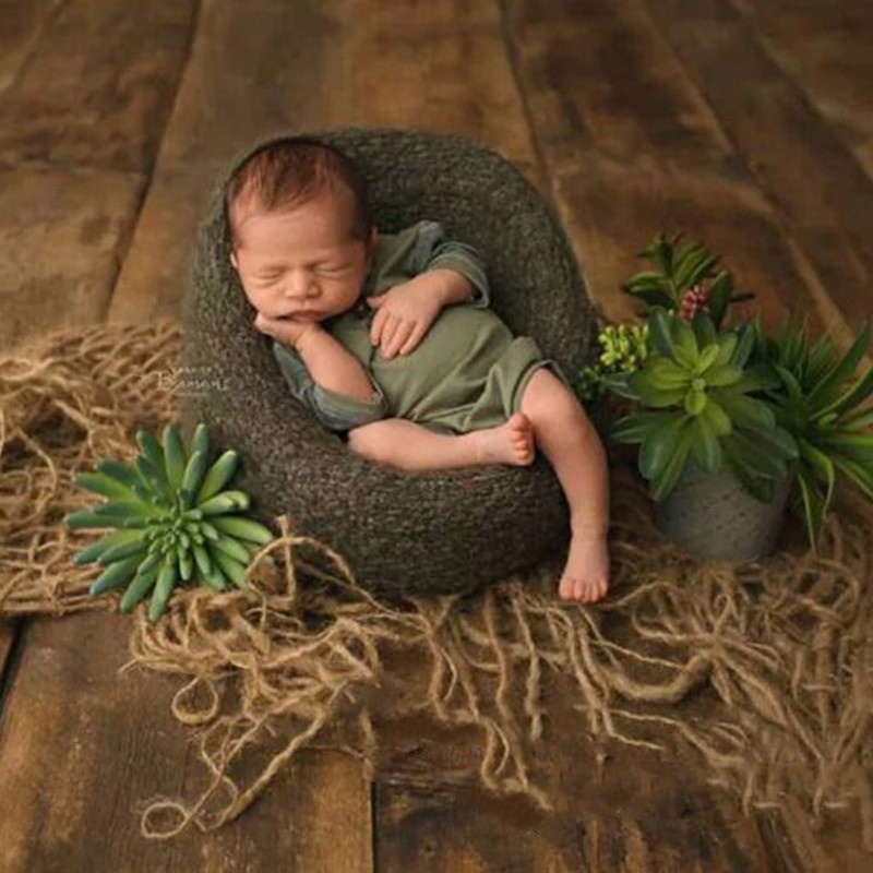 Chăn lưới bằng vải bố làm phông nền chụp ảnh cho bé sơ sinh