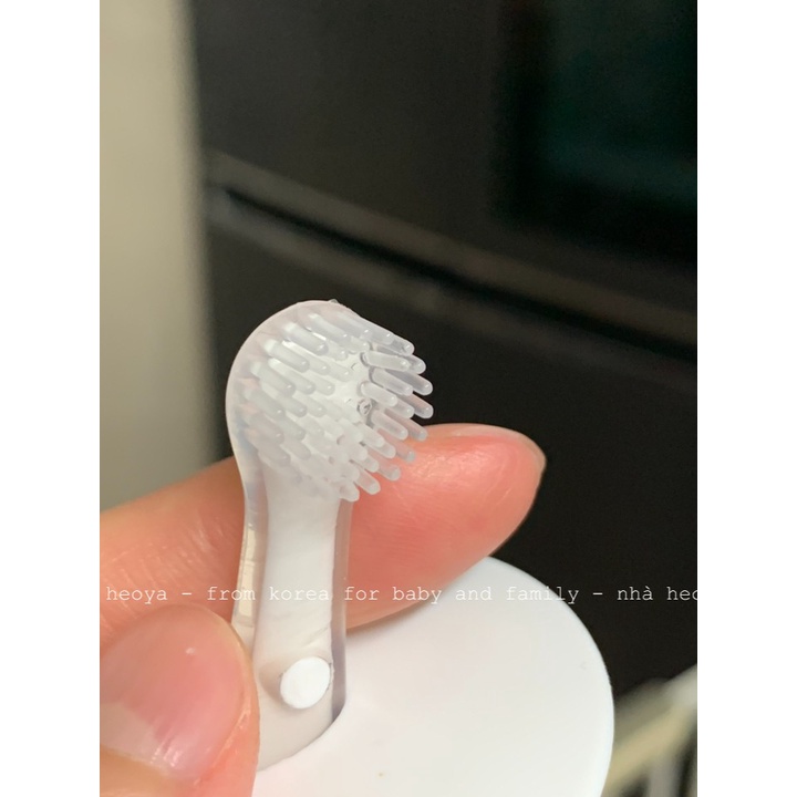 BÀN CHẢI ĐÁNH RĂNG SILICONE CHO BÉ DAILYLIKE BONBON