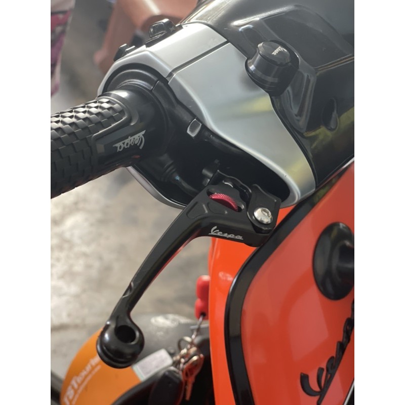 TAY PHANH NHÔM CNC CHO XE VESPA