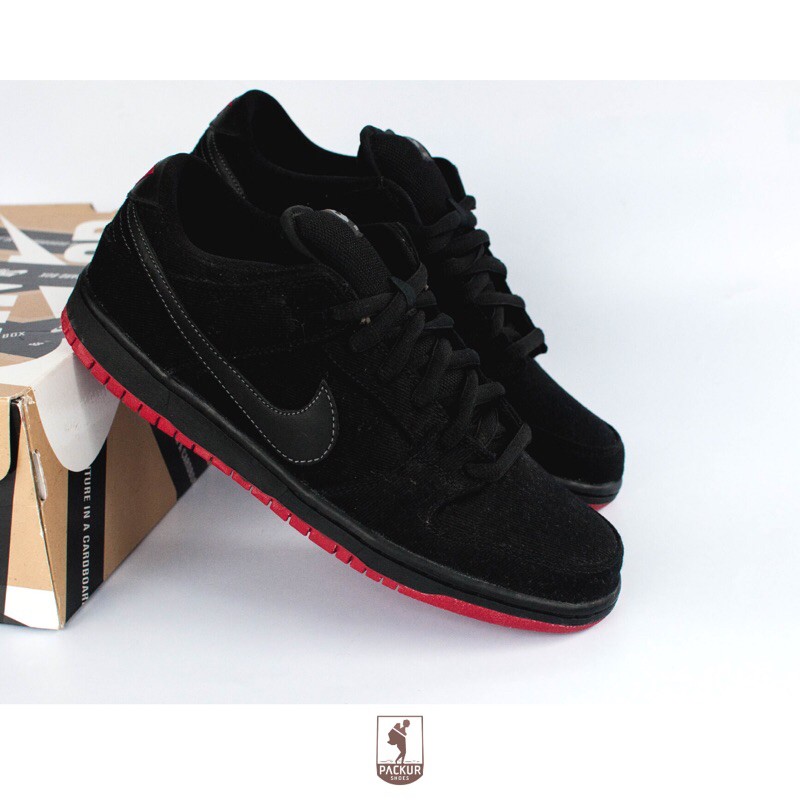 Giảm giá Giày Nike Dunk SB Levis Black Denim - BeeCost