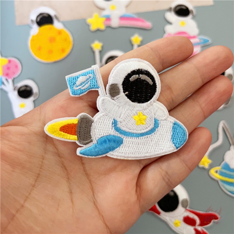 ♥ Sticker Ủi Thêu Hình Phi Hành Gia Hoạt Hình ♥ 1 Sticker Ủi Thêu Hình Huy Hiệu