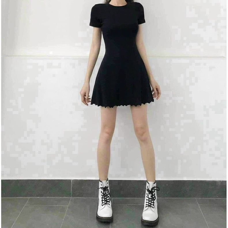 Đầm Midi Đen Cutout Lưng Thun Gân siêu đẹp - Hàng có sẵn | BigBuy360 - bigbuy360.vn