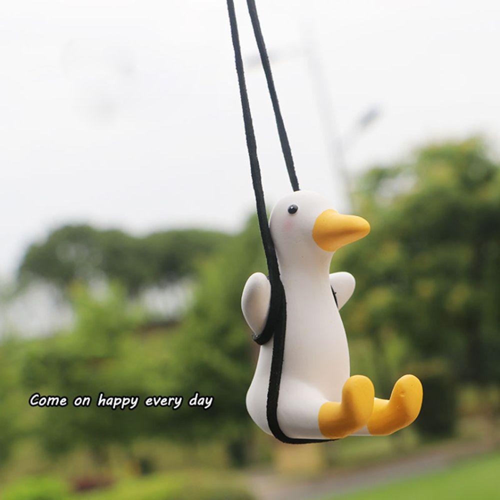 Dây Treo Trang Trí Xe Hơi Hình Chú Vịt Con Handmade REBUY1
