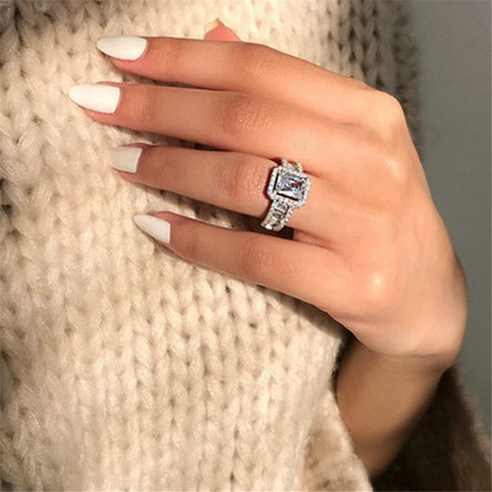 Nhẫn Đính Đá Sapphire Trắng Thời Trang Sang Trọng Quý Phái Cho Nữ