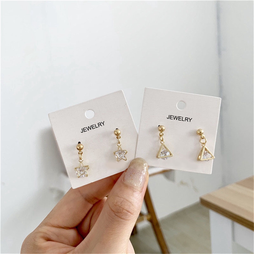 Hoa Tai Dáng Dài Mặt Hình Tam Giác Phong Cách Hàn Quốc