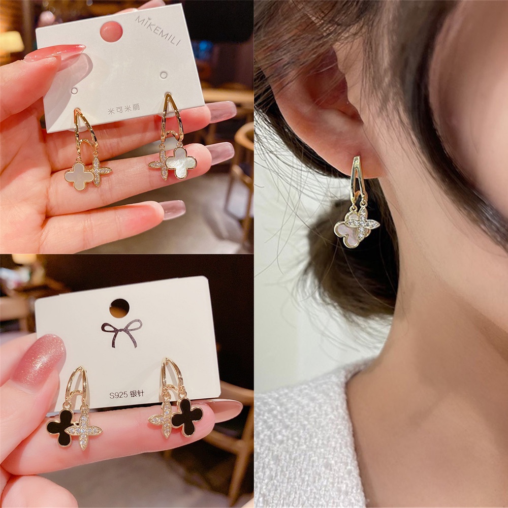 Khuyên Tai Hình Cỏ Bốn Lá Phong Cách Hàn Quốc