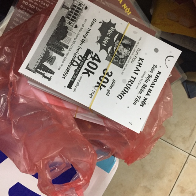 Sổ oder menu và tờ rơi c trang