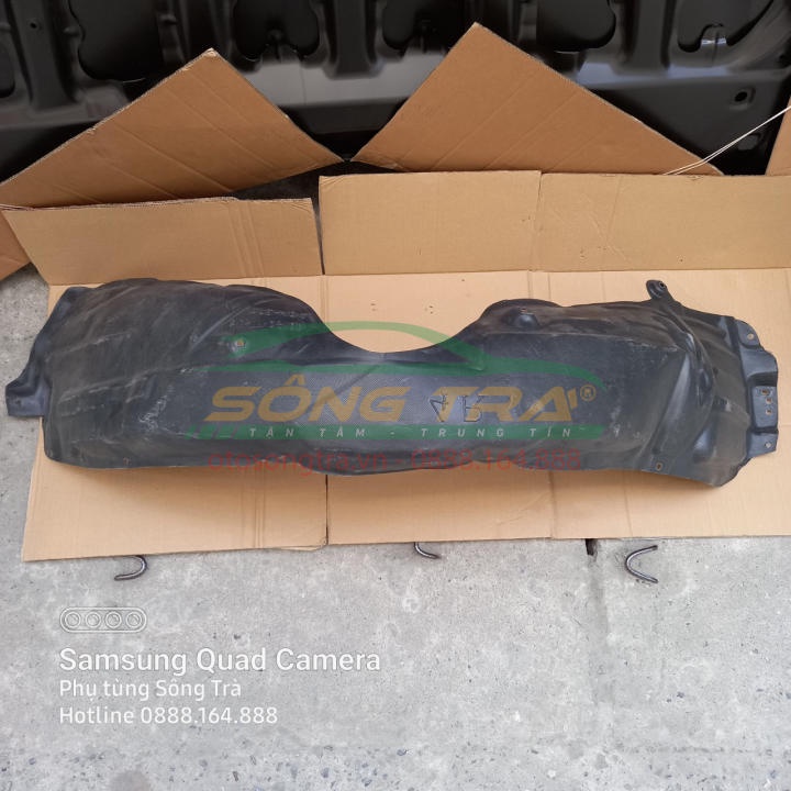 CHẮN BÙN LÒNG VÈ TOYOTA CAMRY 2003 - 2007