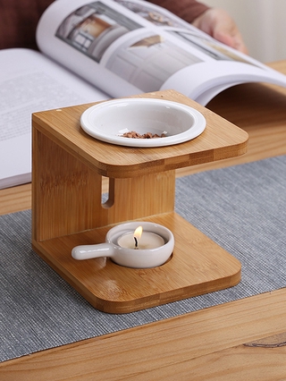 Giá đỡ bát xông tinh dầu bằng gỗ có chân đựng nến bằng sứ tiện dụng