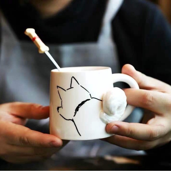 Cốc sứ 300ml họa tiết mèo đuôi, chó con và trắng dễ thương; dùng ở văn phòng, trà, cafe quà tặng