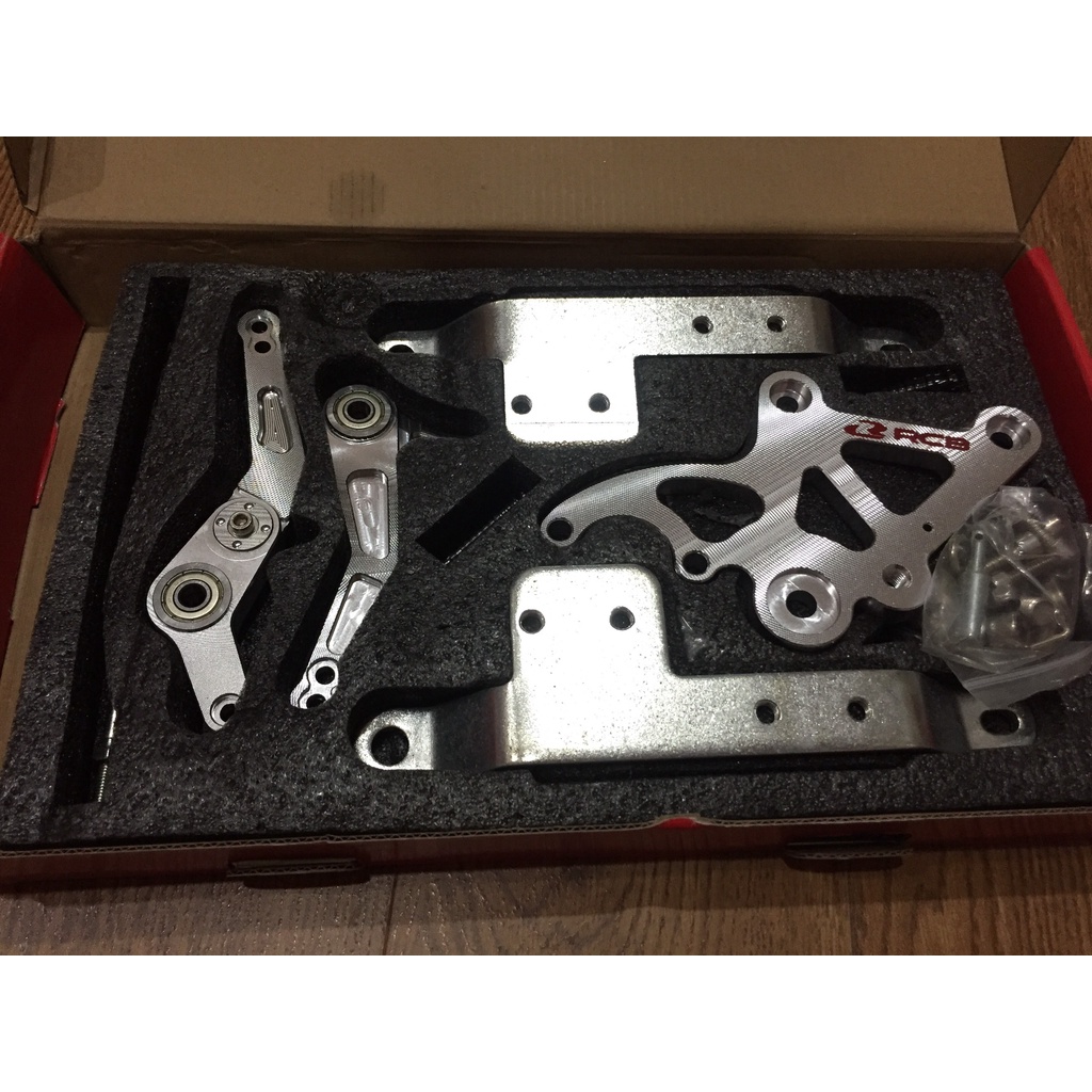 Bộ số gãy 1 người Racing Boy cho Exciter 150