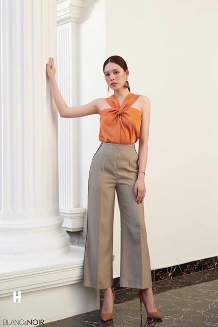ÁO LỤA XOẮN NGỰC