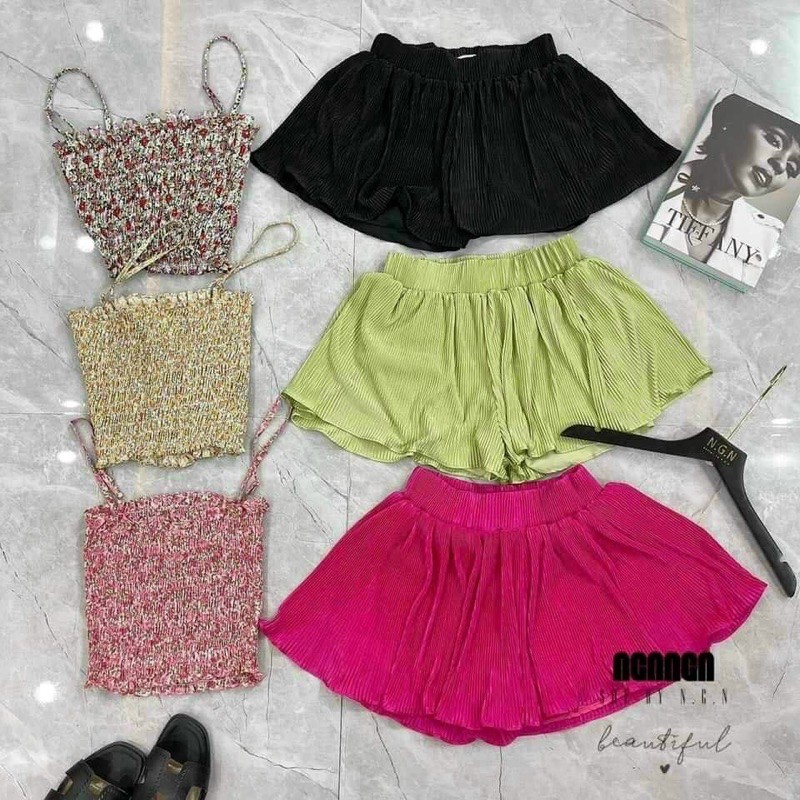 [Mã FAMAYWA2 giảm 10K đơn 50K] sét áo hoa + quần dập ly ngắn | BigBuy360 - bigbuy360.vn