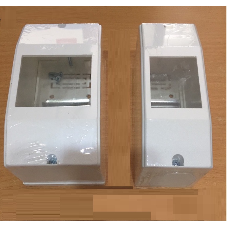 HỘP CHƯA MCB 2PHA , 3 PHA + GẮN CÁC LOẠI MCB CÓ RAY CÀI +GẮN NỔI TRÊN TƯỜNG + TĂNG TÍNH THẨM MỸ VÀ ĐẢM BẢO AN TOÀN