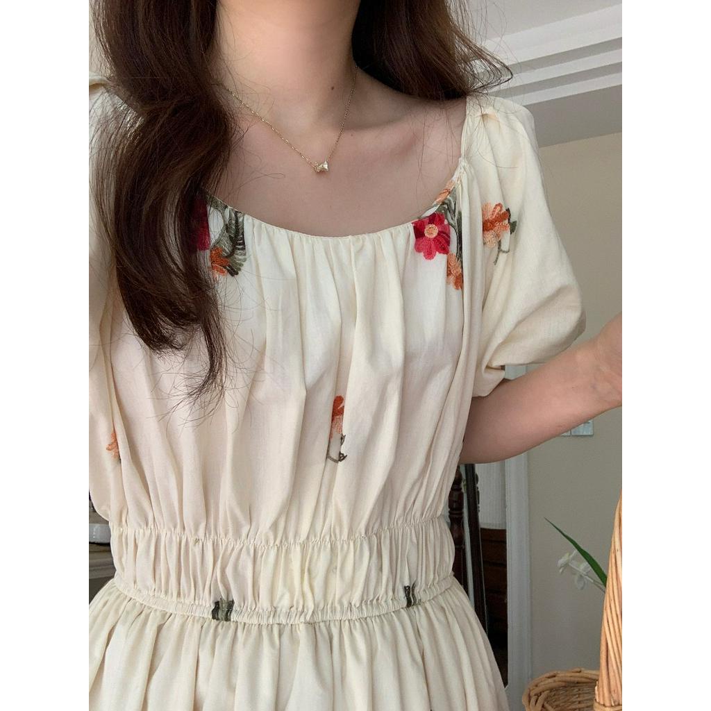 Đầm Tay Phồng Dáng Ôm Thêu Hoa Phong Cách Pháp Thời Trang 63692