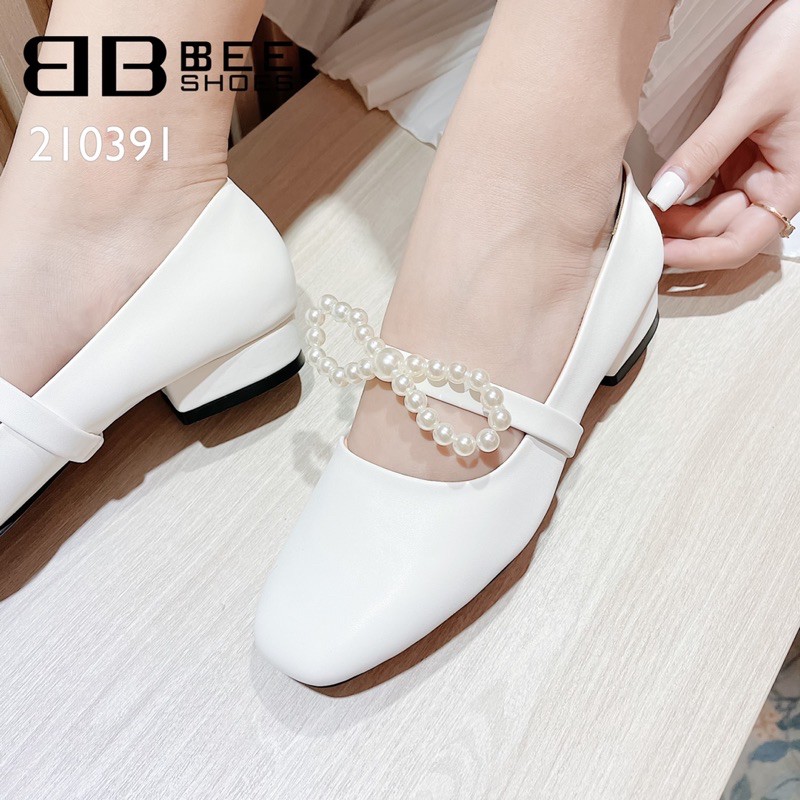 BEESHOES - GIÀY BÚP BÊ NỮ MŨI VUÔNG QUAI NGANG NƠ - GIÀY BÚP BÊ NỮ MŨI VUÔNG ĐẾ VUÔNG CAO 2 PHÂN SẴN MÀU TRẮNG 210391