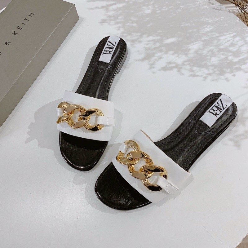 Dép lê đế bệt