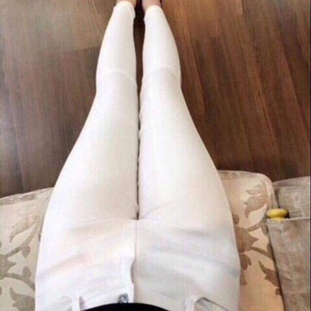 Quần kaki màu Trắng đây kéo(size 40-60kg)