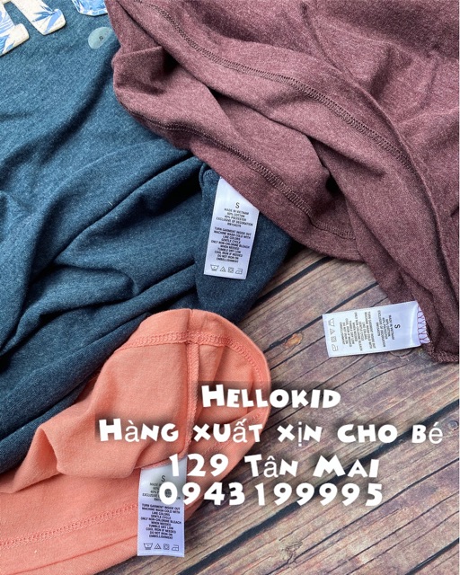 Áo thun chữ nổi