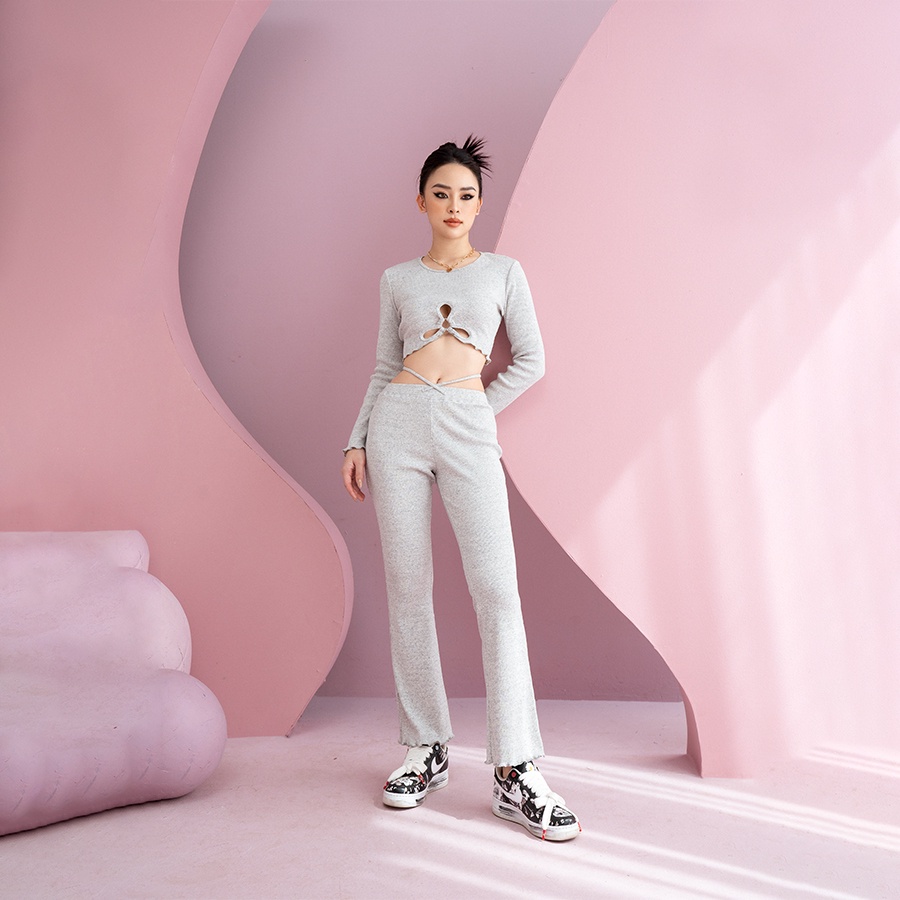 Set len tăm Chillgals áo Croptop khoen tròn, họa tiết hoa sexy & quần loe buộc dây tôn dáng  Màu Xám SAQ-004