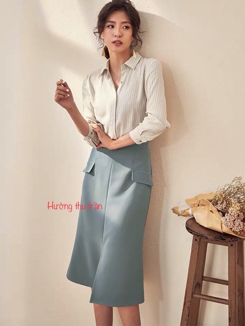 Chân váy công sở xẻ trước túi giả thời trang sành điệu | BigBuy360 - bigbuy360.vn