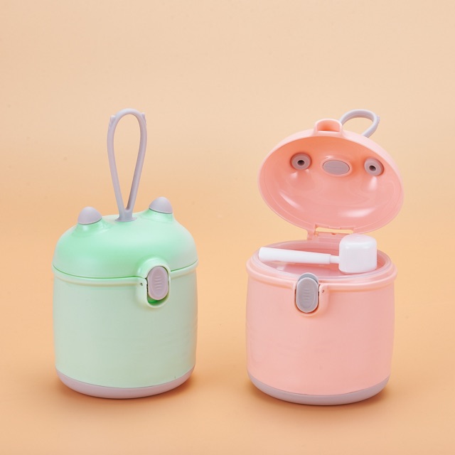 Hộp đựng sữa bột cho bé đi du lịch