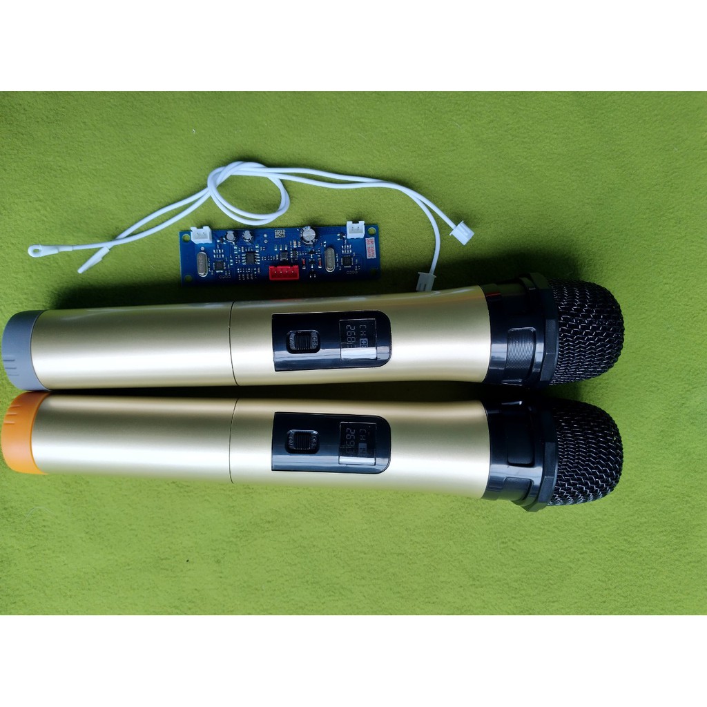 Micro không dây đôi VHF tần số  268.35Mhz – 269.35 Mhz loa kéo mạch loa kéo màu vàng, micro cho loa kéo
