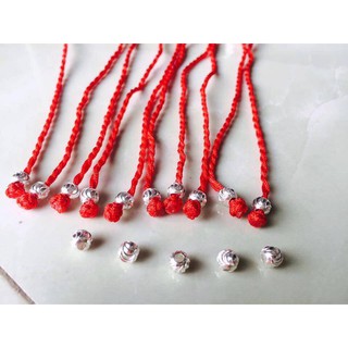 chỉ đỏ may mắn