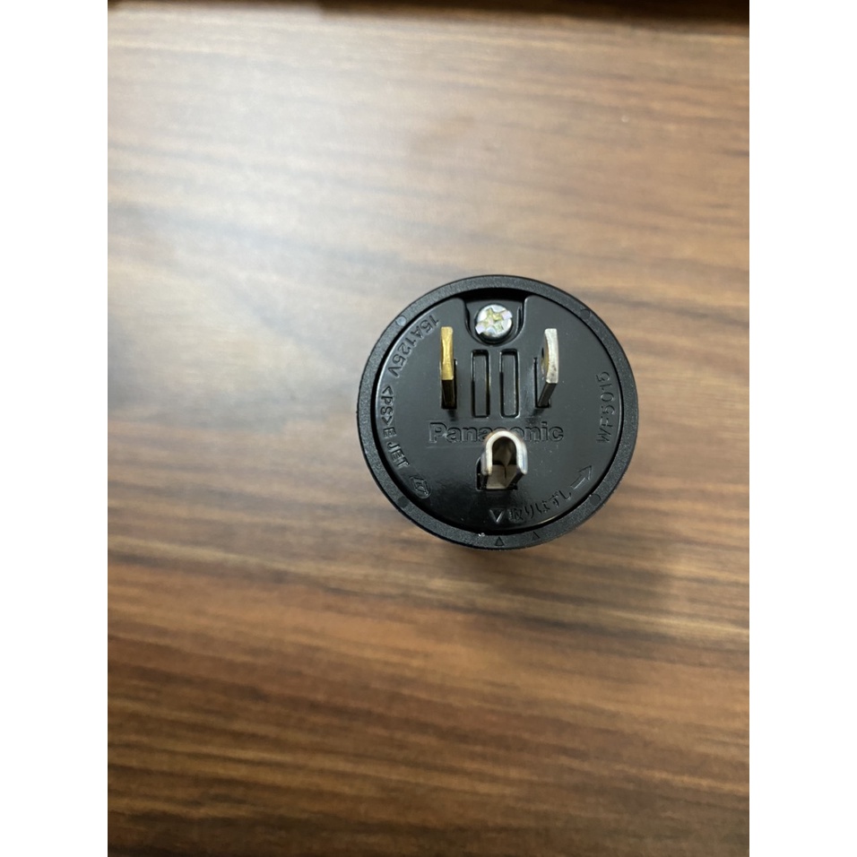 PHÍCH CẮM PANASONIC WF5015B