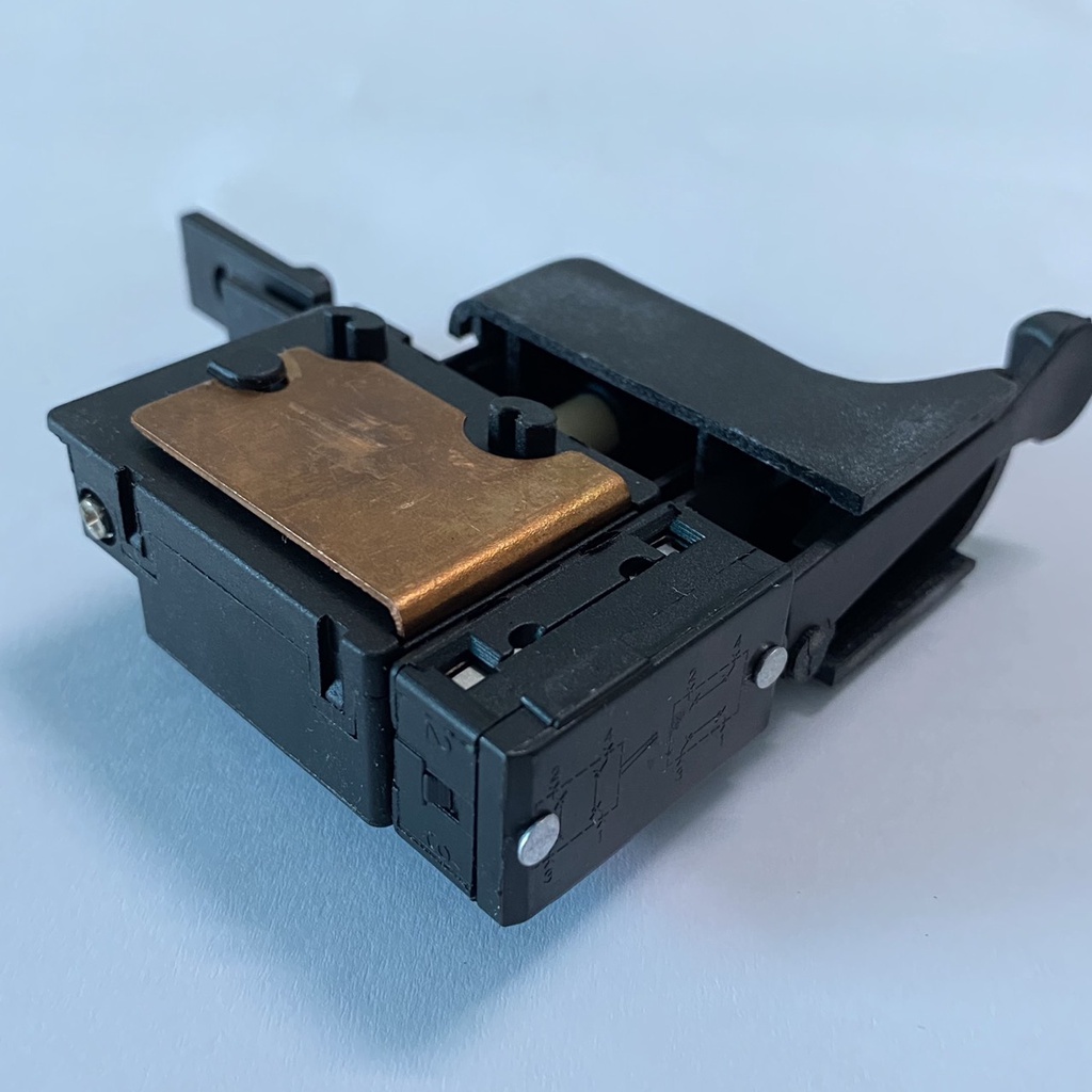 Công tắc khoan DEWALT 110 - Dùng cho một số loại khoan thường và khoan bê tông