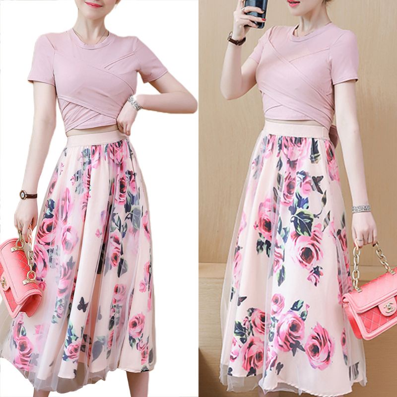 Set Áo Croptop 2 Dây Cột Phối Chân Váy Ren Hoa Phong Cách Hàn Quốc Xinh Xắn Cho Nữ