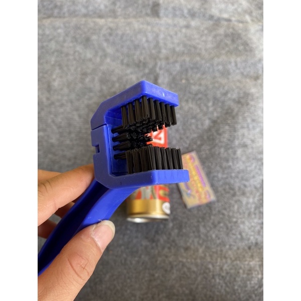 Combo Dưỡng Xích Bz Tặng Kèm Chổi Rửa Vệ Sinh Nhông Xích