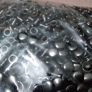 Đinh Tán Đồng , Phụ kiện may mặc