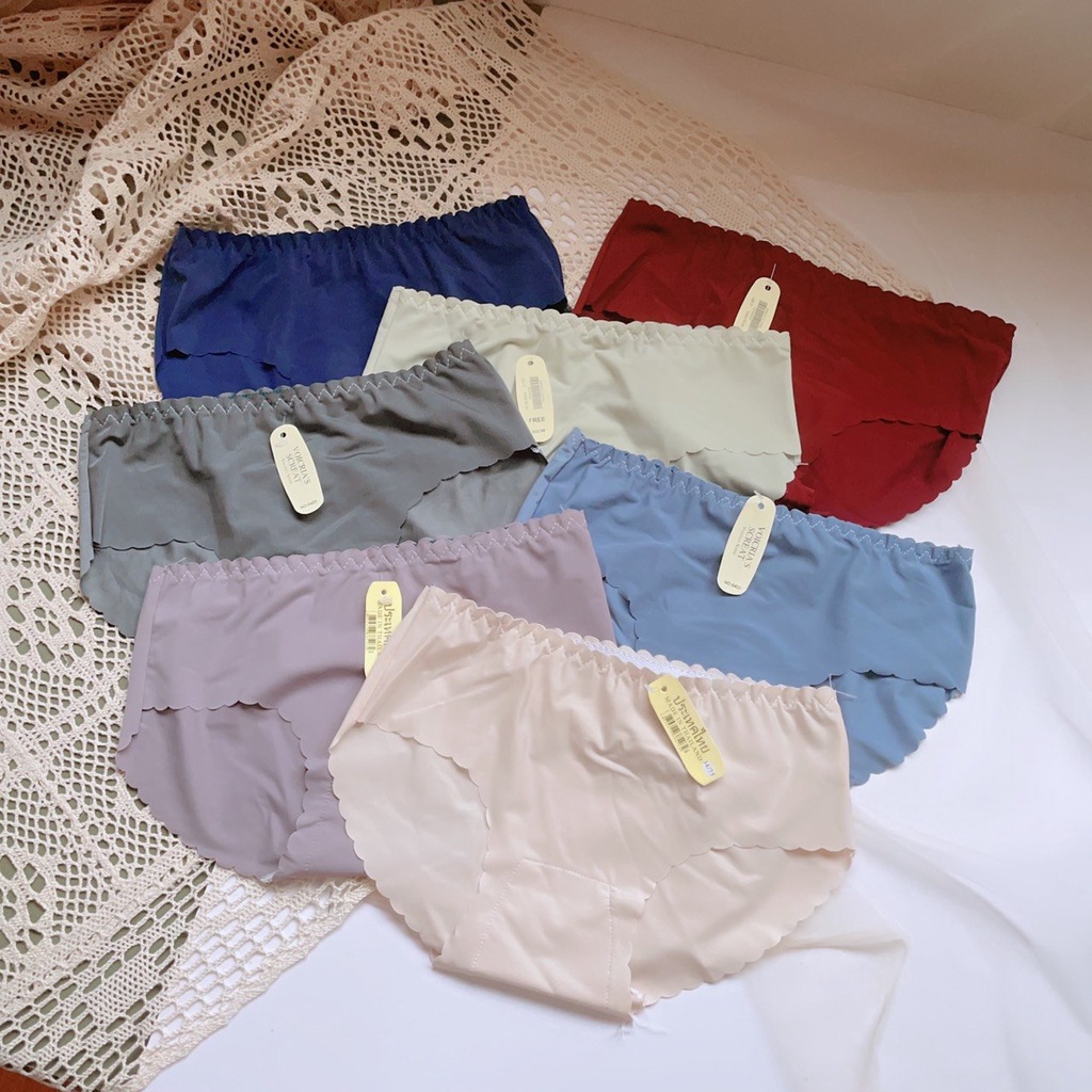 Quần lót nữ cotton vải mềm, hàng Việt Nam xuất khẩu.