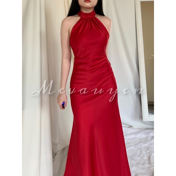 Đầm yếm lụa đuôi cá
