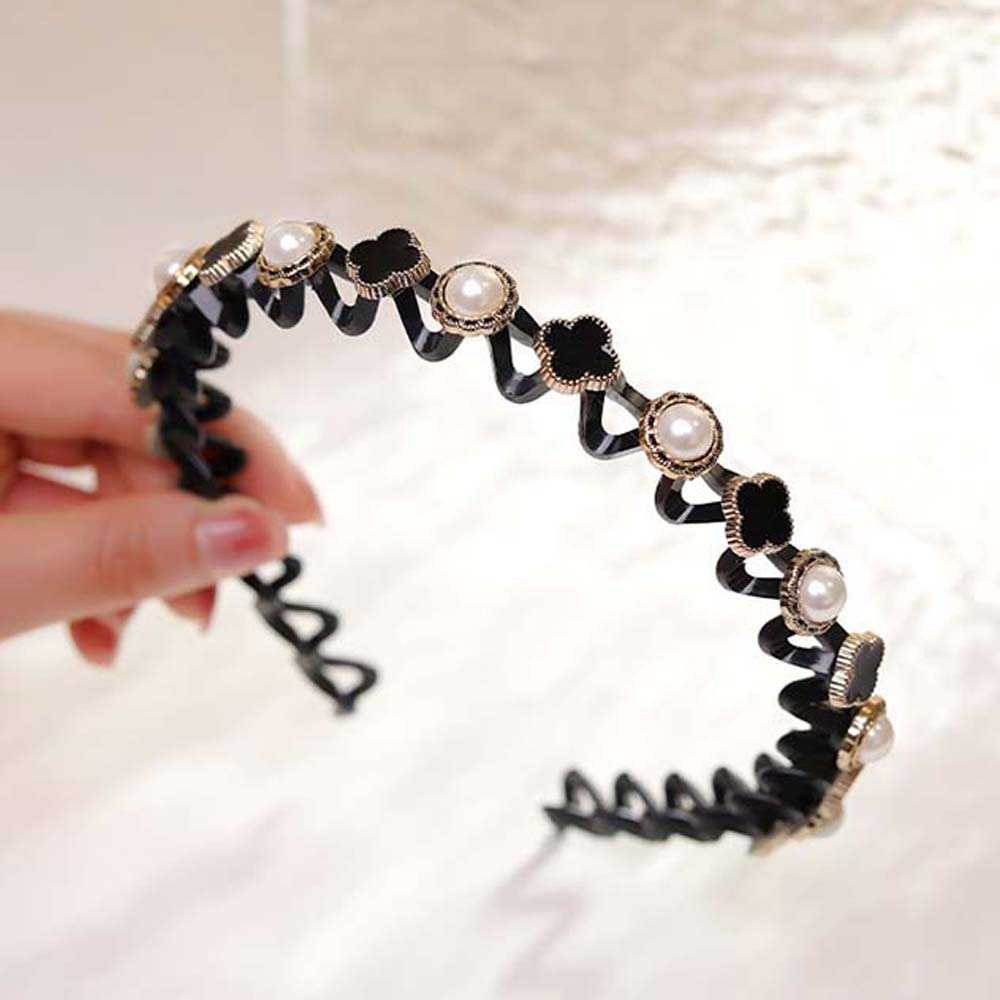 Băng Đô Cài Tóc Hình Cỏ Bốn Lá Đính Hạt Ngọc Trai Acrylic Đơn Giản Thời Trang Hàn Quốc Cho Nữ